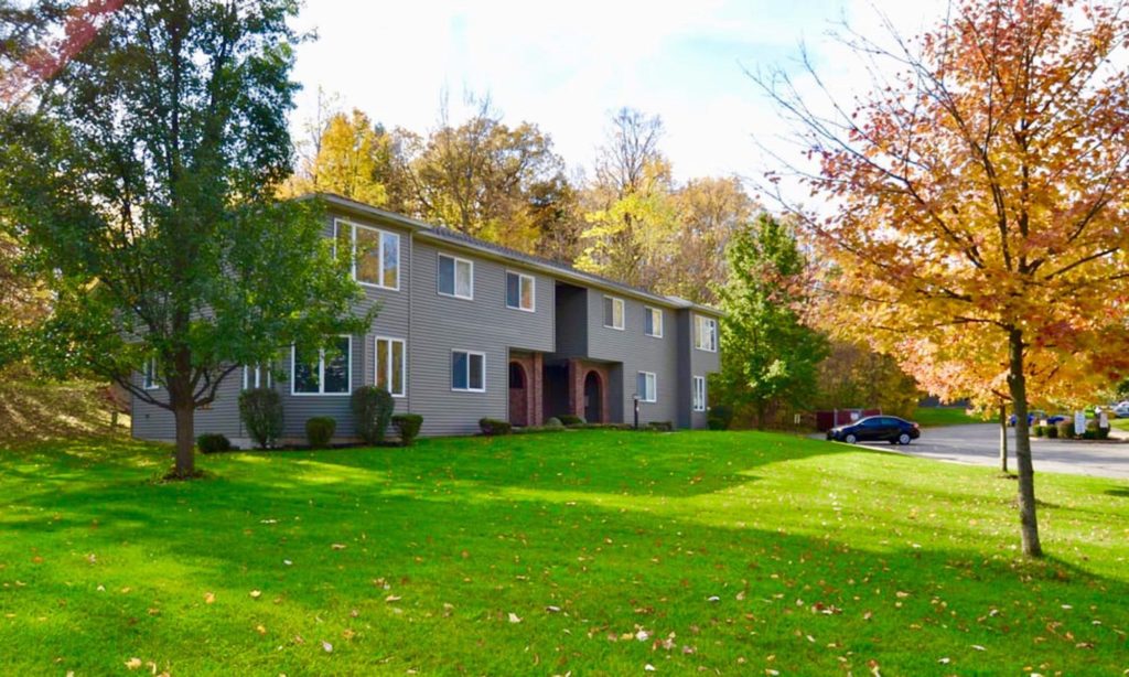 Hickory Hills Apartments CMA Management, LLC